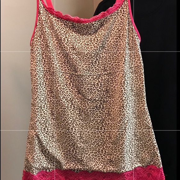 Compression camisole size large - Picture 2 of 4